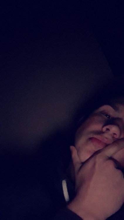 Snapchat-1853311077.thumb.jpg.82d381e6bf75031a65bef287c0807cc1.jpg